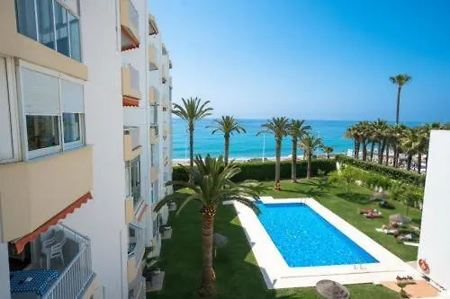 Torresol 411 公寓 *